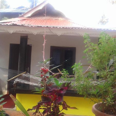 Karthik Villa Varkala Exterior photo