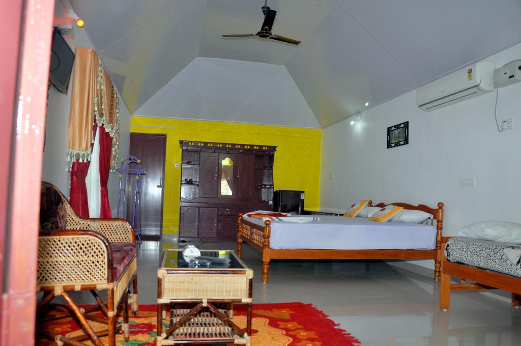 Karthik Villa Varkala Room photo