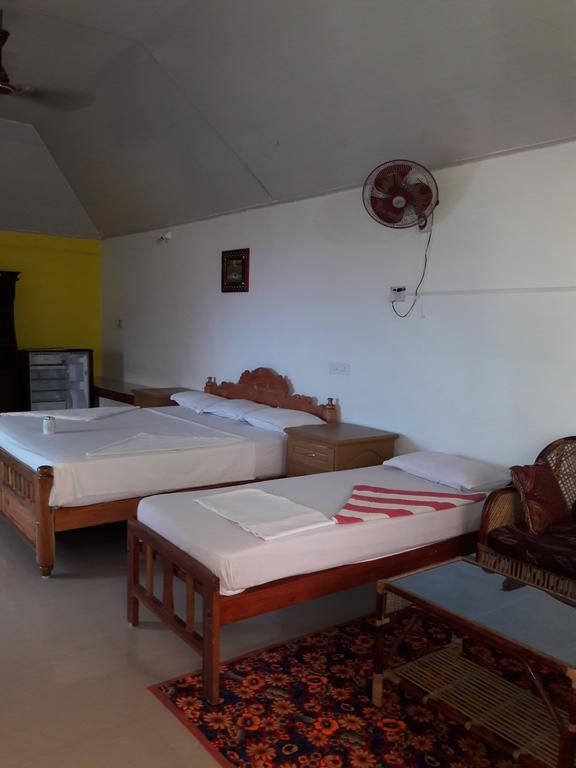 Karthik Villa Varkala Exterior photo