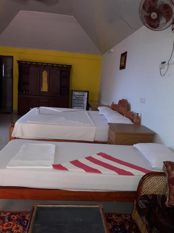 Karthik Villa Varkala Exterior photo
