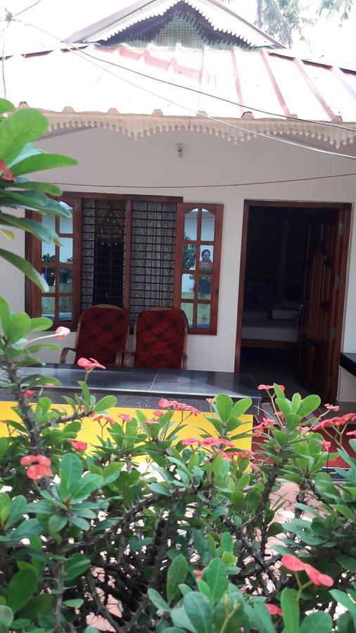 Karthik Villa Varkala Exterior photo